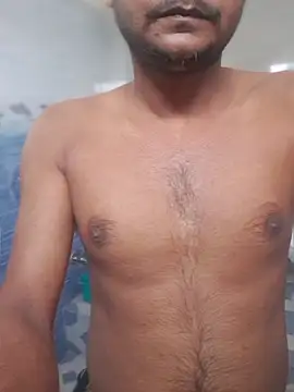 Itsdesi boy online show from April 12, 2026, 1:42 am