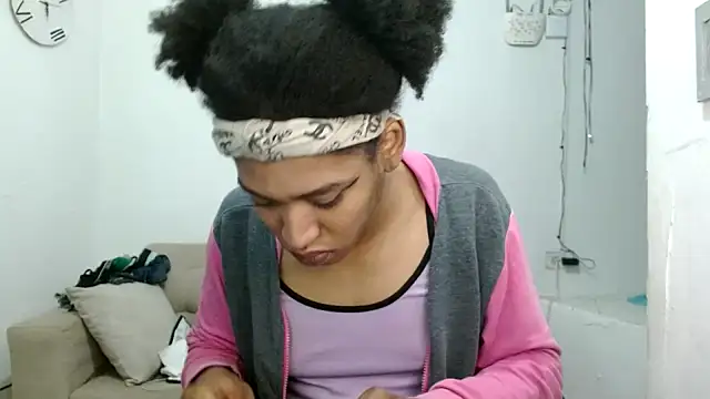 angelamarie1 online show from March 18, 2026, 12:08 pm