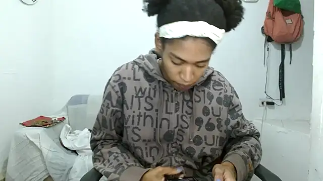 Snapshot of angelamarie1 chatting on November 7, 2025, 9:52 pm angelamarie1 online show from November 7, 2025, 9:52 pm