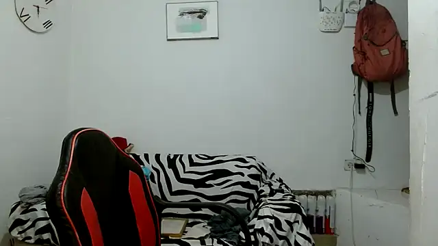 angelamarie1 online show from February 13, 2026, 2:22 am