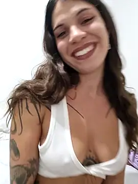 frenchxena98 online show from September 24, 2025, 4:57 pm