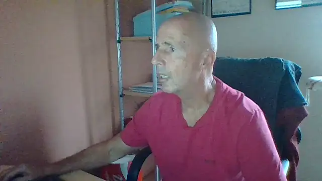 olibrius71 online show from October 25, 2025, 2:50 pm