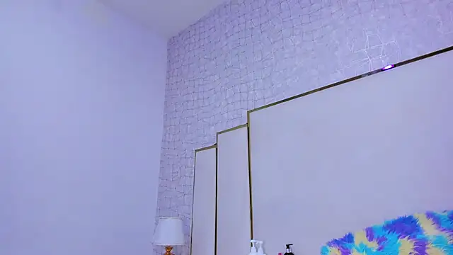 paola rodriguez online show from December 14, 2025, 11:38 am