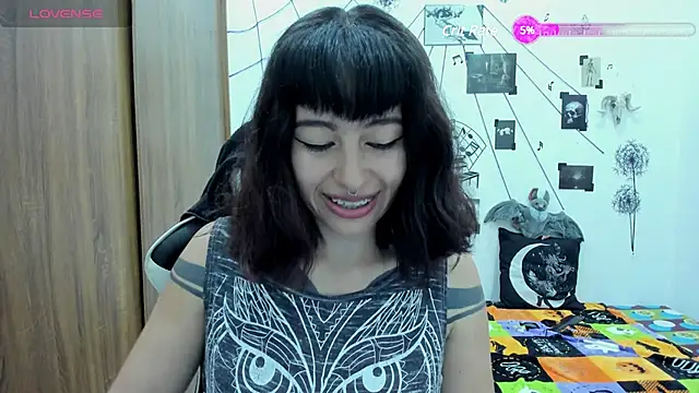 Snapshot of yunkodolly666 chatting on February 17, 2025, 5:23 pm yunkodolly666 online show from February 17, 2025, 5:23 pm