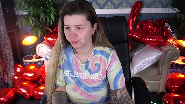 AmellyMilly online show from February 6, 2026, 1:51 pm