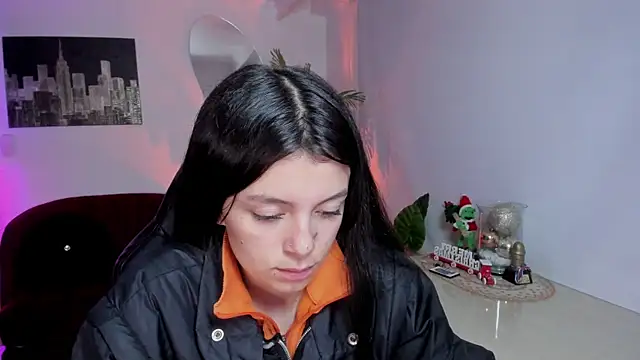 Meghan320 online show from December 20, 2025, 11:46 am