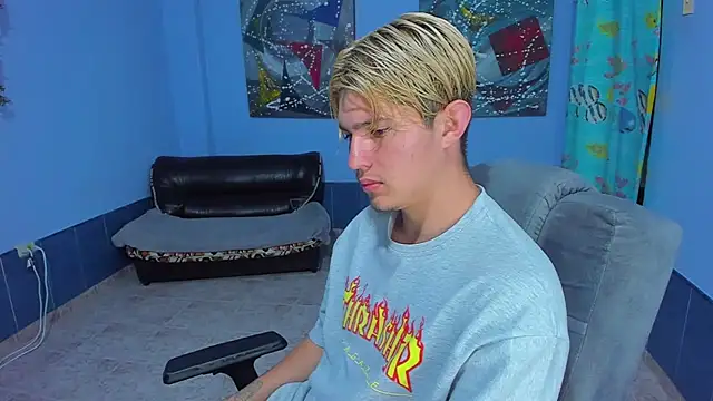 patrik 027 online show from October 24, 2025, 7:13 pm