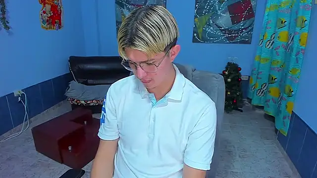 patrik 027 online show from December 5, 2025, 6:12 am