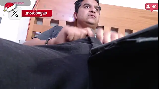 Snapshot of thor000089 chatting on January 6, 2025, 3:19 pm thor000089 online show from January 6, 2025, 3:19 pm