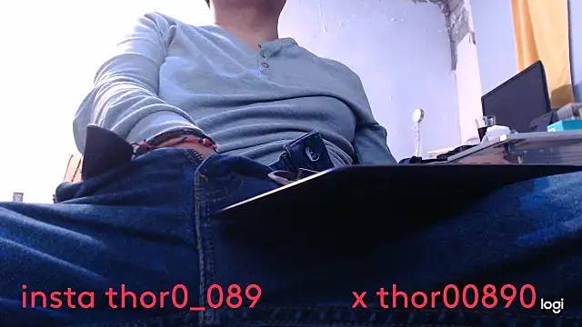 Snapshot of thor000089 chatting on September 30, 2025, 3:23 am thor000089 online show from September 30, 2025, 3:23 am