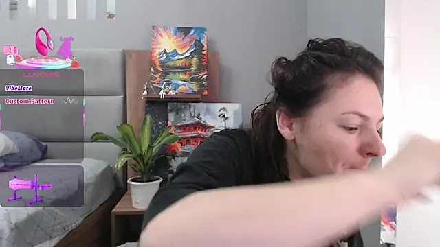 Stacy Davice online show from March 22, 2025, 2:58 pm