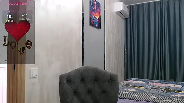 Stacy Davice online show from September 18, 2025, 9:45 am