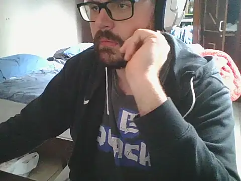 SuyNey online show from October 7, 2025, 2:18 pm