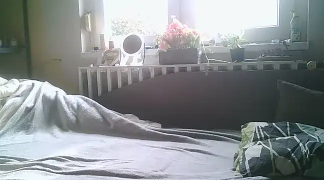 Mileva88 online show from February 12, 2025, 12:33 pm