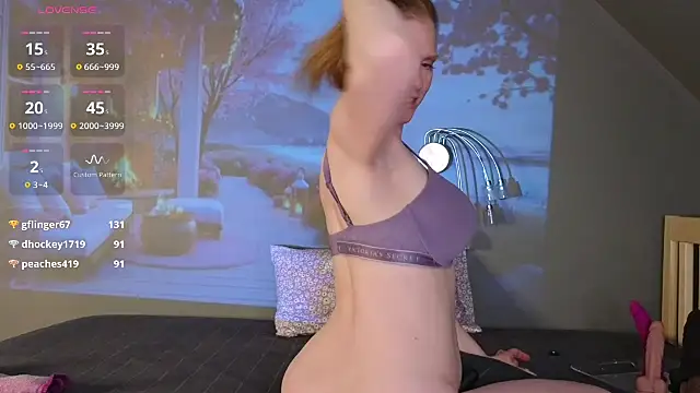 Snapshot of CharlotteDoe chatting on February 20, 2026, 6:26 am CharlotteDoe online show from February 20, 2026, 6:26 am