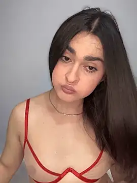 Snapshot of MiahWindsor chatting on February 4, 2025, 7:22 pm MiahWindsor online show from February 4, 2025, 7:22 pm