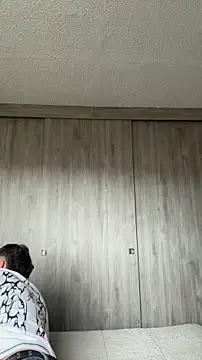 Snapshot of dimitri-bilak chatting on October 31, 2025, 8:49 pm dimitri-bilak online show from October 31, 2025, 8:49 pm