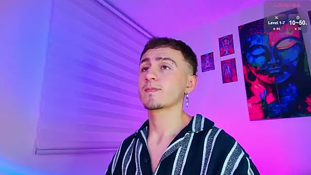 dimitri-bilak online show from May 18, 2026, 11:42 pm