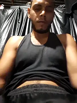 apolodiosgriego online show from October 6, 2025, 5:19 am