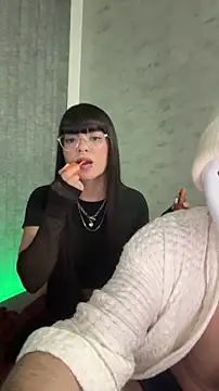 Snapshot of SophiaMelissa chatting on May 23, 2026, 11:15 pm SophiaMelissa online show from May 23, 2026, 11:15 pm