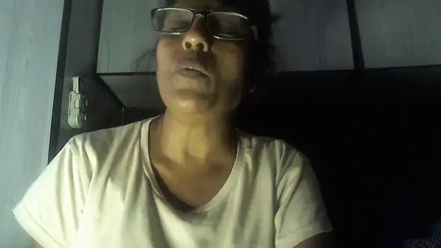 MsAttitude online show from December 22, 2025, 11:32 am