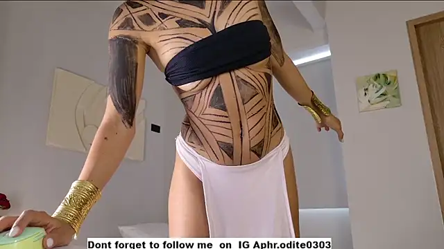 Snapshot of Nikol-JE chatting on March 9, 2025, 4:55 pm Nikol-JE online show from March 9, 2025, 4:55 pm