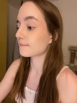 malyshhka online show from December 14, 2024, 1:27 pm