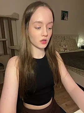 malyshhka online show from May 10, 2026, 7:49 pm