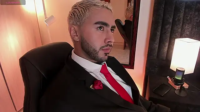 ItsMeEros online show from September 18, 2025, 11:41 pm