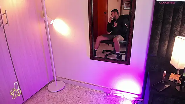 ItsMeEros online show from November 16, 2025, 10:35 pm