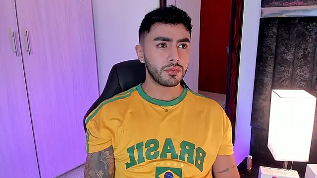 ItsMeEros online show from March 2, 2025, 9:52 pm