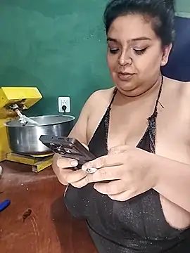 fantasyboobs online show from October 19, 2025, 7:44 am