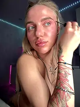 pinkstar  online show from October 13, 2025, 6:09 pm