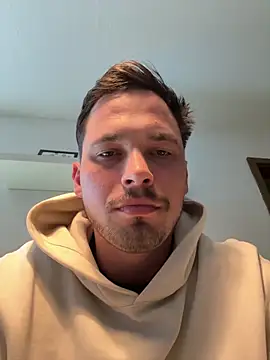 Jonkitzler1 online show from March 30, 2026, 11:22 am