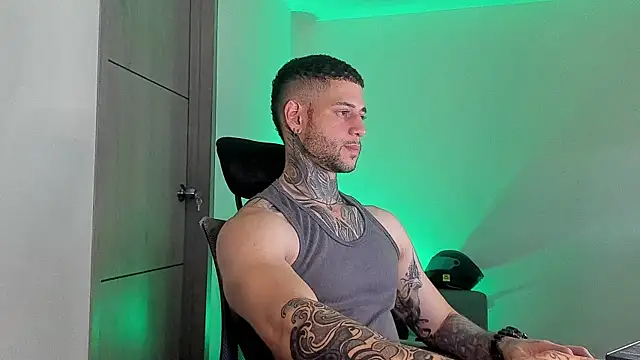  jamesleandros1 online show from June 2, 2026, 3:50 am
