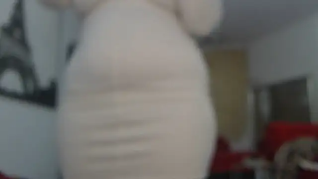 AnnaBellaLuckyXOXO online show from February 1, 2026, 12:03 pm