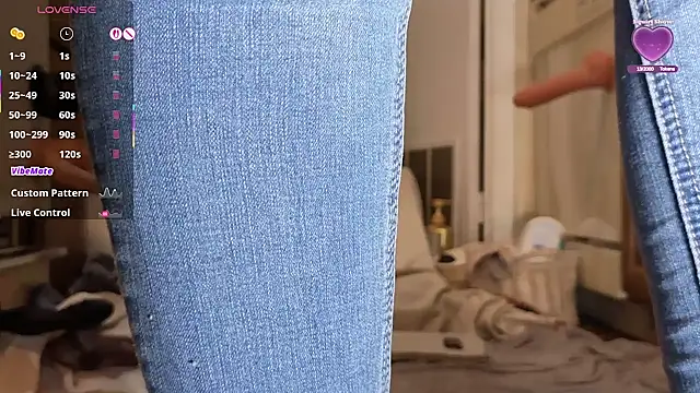 LoveSaraChristine online show from April 15, 2026, 6:01 pm