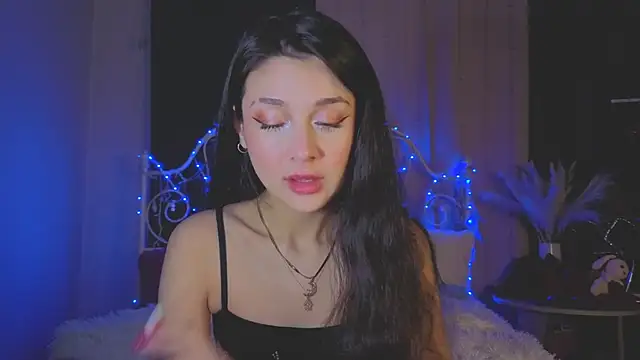 Snapshot of Funny_Bunny chatting on February 11, 2026, 11:04 pm Funny Bunny online show from February 11, 2026, 11:04 pm