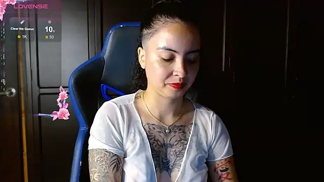 jaydensalvatore  online show from November 3, 2025, 10:02 pm