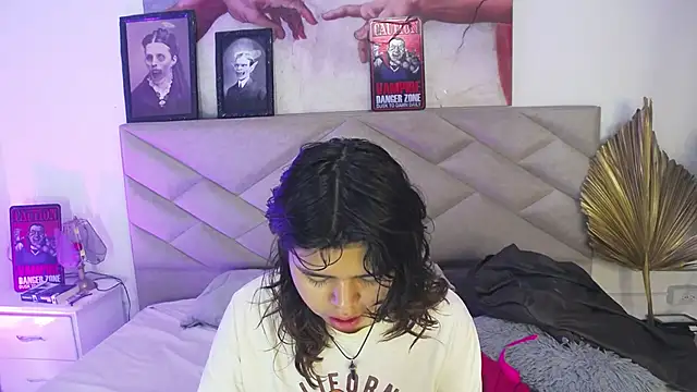 SabinaMerchetti online show from October 20, 2025, 3:41 am