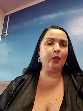 GeorgiaLerox online show from July 9, 2026, 1:32 pm
