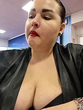 Snapshot of GeorgiaLerox chatting on March 14, 2025, 12:40 pm GeorgiaLerox online show from March 14, 2025, 12:40 pm