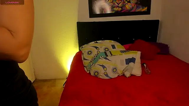 Perla kpop online show from April 16, 2026, 9:39 pm