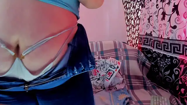 Snapshot of Fierymichef chatting on February 4, 2026, 8:37 pm Fierymichef online show from February 4, 2026, 8:37 pm