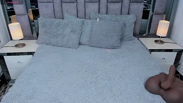 EMMAHILL1 online show from January 13, 2026, 11:14 am