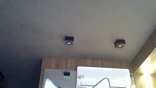 Skinny-Kitten online show from October 27, 2025, 7:48 pm