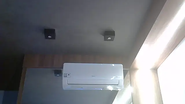 Skinny-Kitten online show from February 8, 2026, 9:34 pm