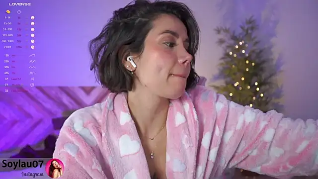 imjess01 online show from December 10, 2024, 4:45 am