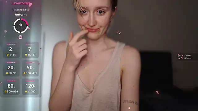 Snapshot of iilovetomatoes chatting on December 19, 2025, 9:06 pm iilovetomatoes online show from December 19, 2025, 9:06 pm