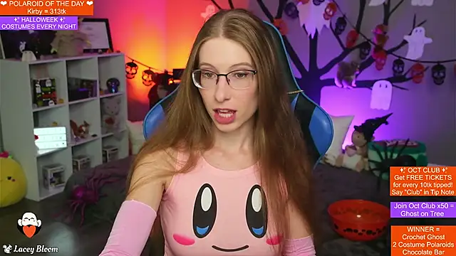 TheLaceyBloom online show from October 27, 2025, 1:17 am